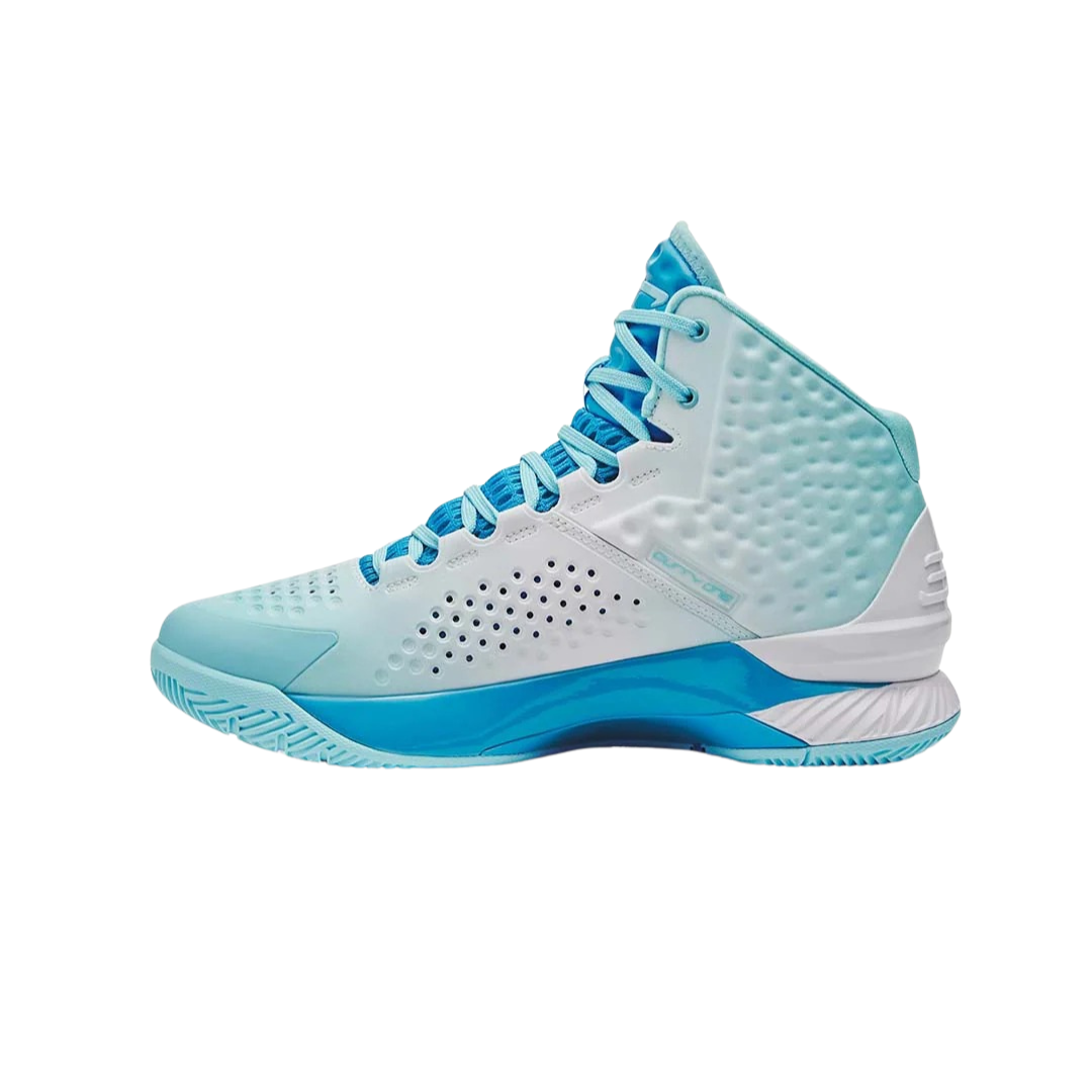 IceGuard™ - White/blue court sneakers - Supportive fit with bold traction